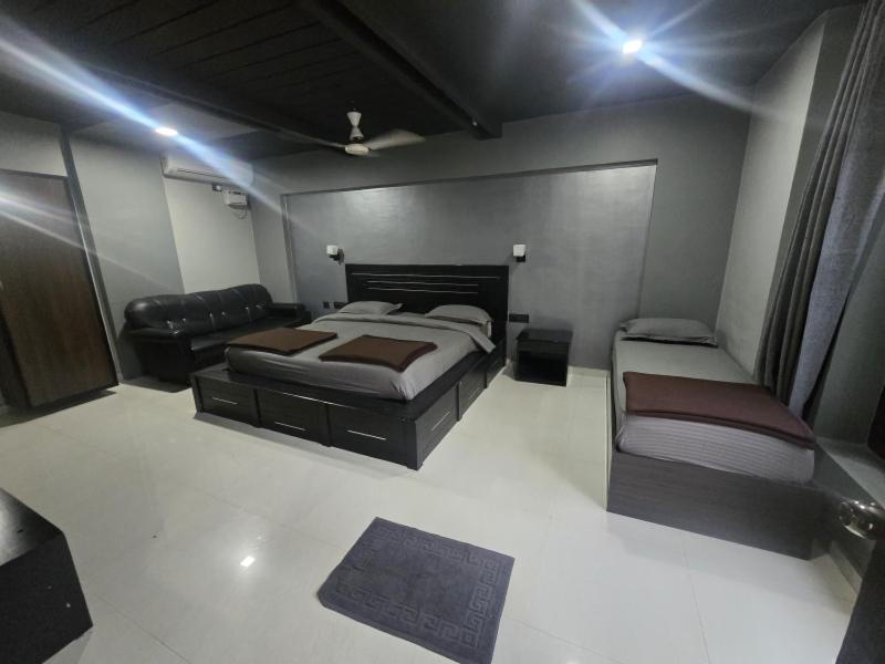 River View Resorts 스리칼라하스티 외부 사진